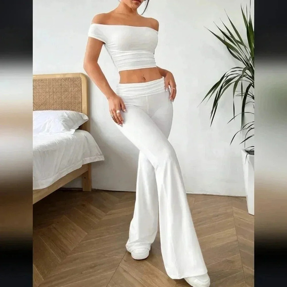 Solid Color Pleated One-Shoulder Cropped T-Shirt And Flare Pants Two-Piece SET - Picture 1 of 6